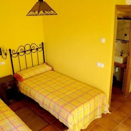 Tres Navíos En El Mar De 10 Con Baño Individual Precios Web Casa de Férias Montejo de Tiermes