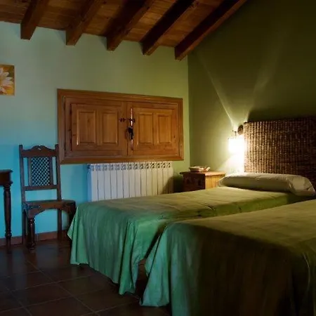 Tres Navios En El Mar De 10 Con Bano Individual Precios Web Montejo de Tiermes