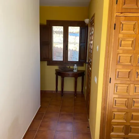 Tres Navíos En El Mar De 10 Con Baño Individual Precios Web