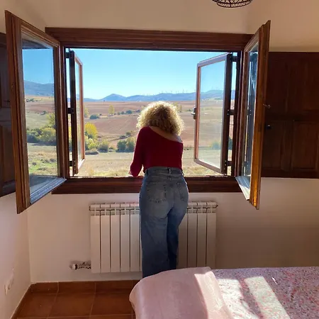 Tres Navios En El Mar De 10 Con Bano Individual Precios Web * Montejo de Tiermes