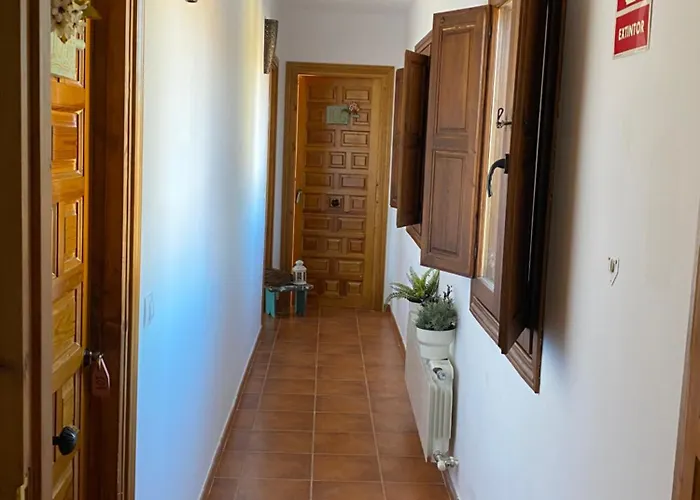 Tres Navios En El Mar De 10 Con Bano Individual Precios Web *