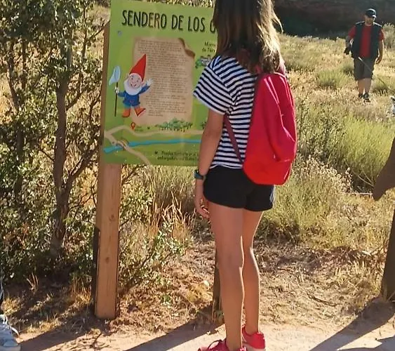 Tres Navios En El Mar De 10 Con Bano Individual Precios Web * Montejo de Tiermes